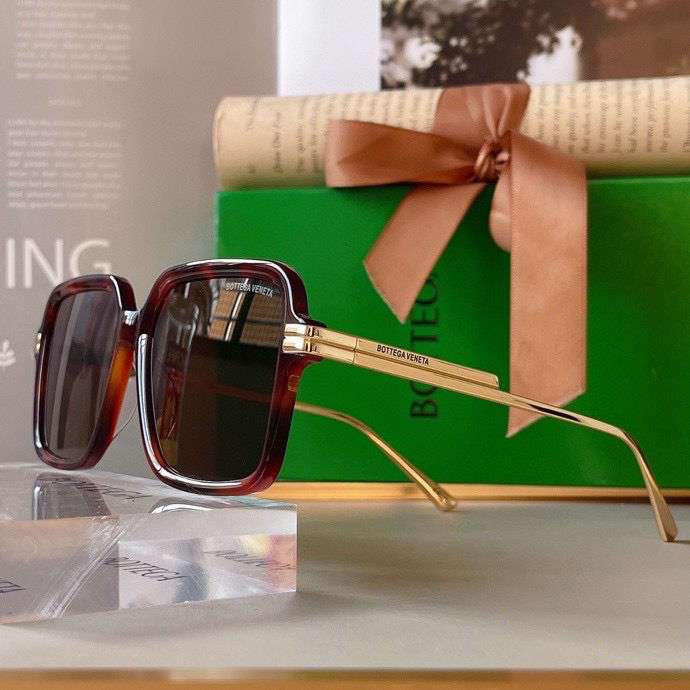 Picture of Bottega Veneta Sunglasses _SKUfw40353540fw